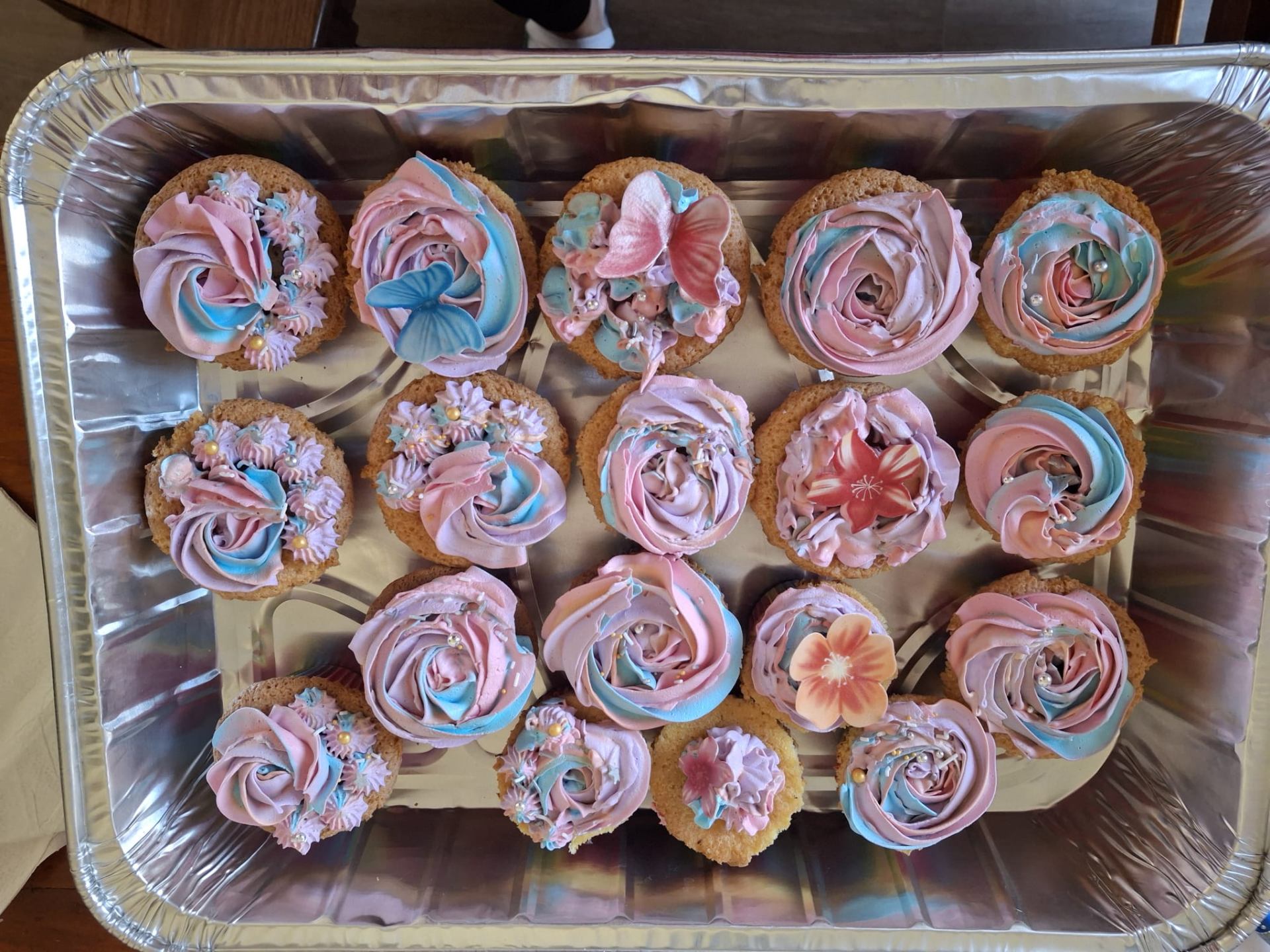 Pastel Rose Cupcakes